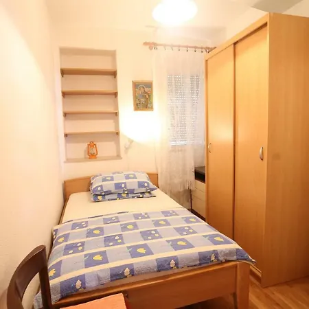 Luna Apartment *